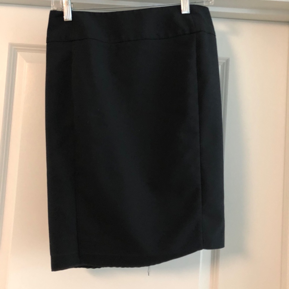 Black pencil skirt
